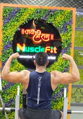 MUSCLE FIT CLUB