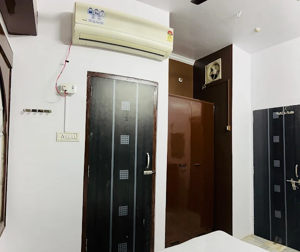 Mannat house Girls PG Jaipur 13