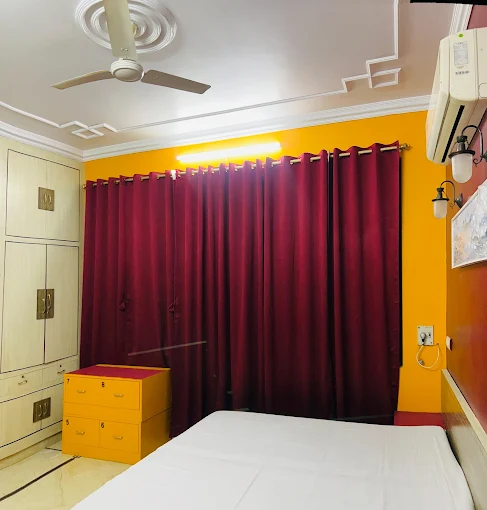 Mannat house Girls PG Jaipur 11