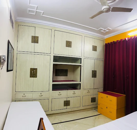 Mannat house Girls PG Jaipur 8